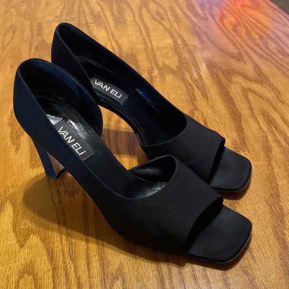 Vaneli Shoes - Van Eli Black Peep toe Heels Size 11M